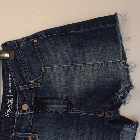 Signature Levi Strauss Dark Blue Denim Jean Shorts size 2 - Picture 5 of 12